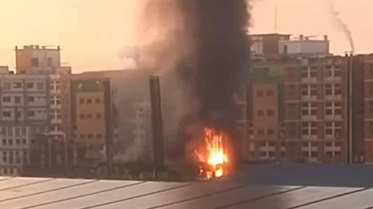 কাশিমপুরে পোশাক কারখানায় ভয়াবহ আগুন